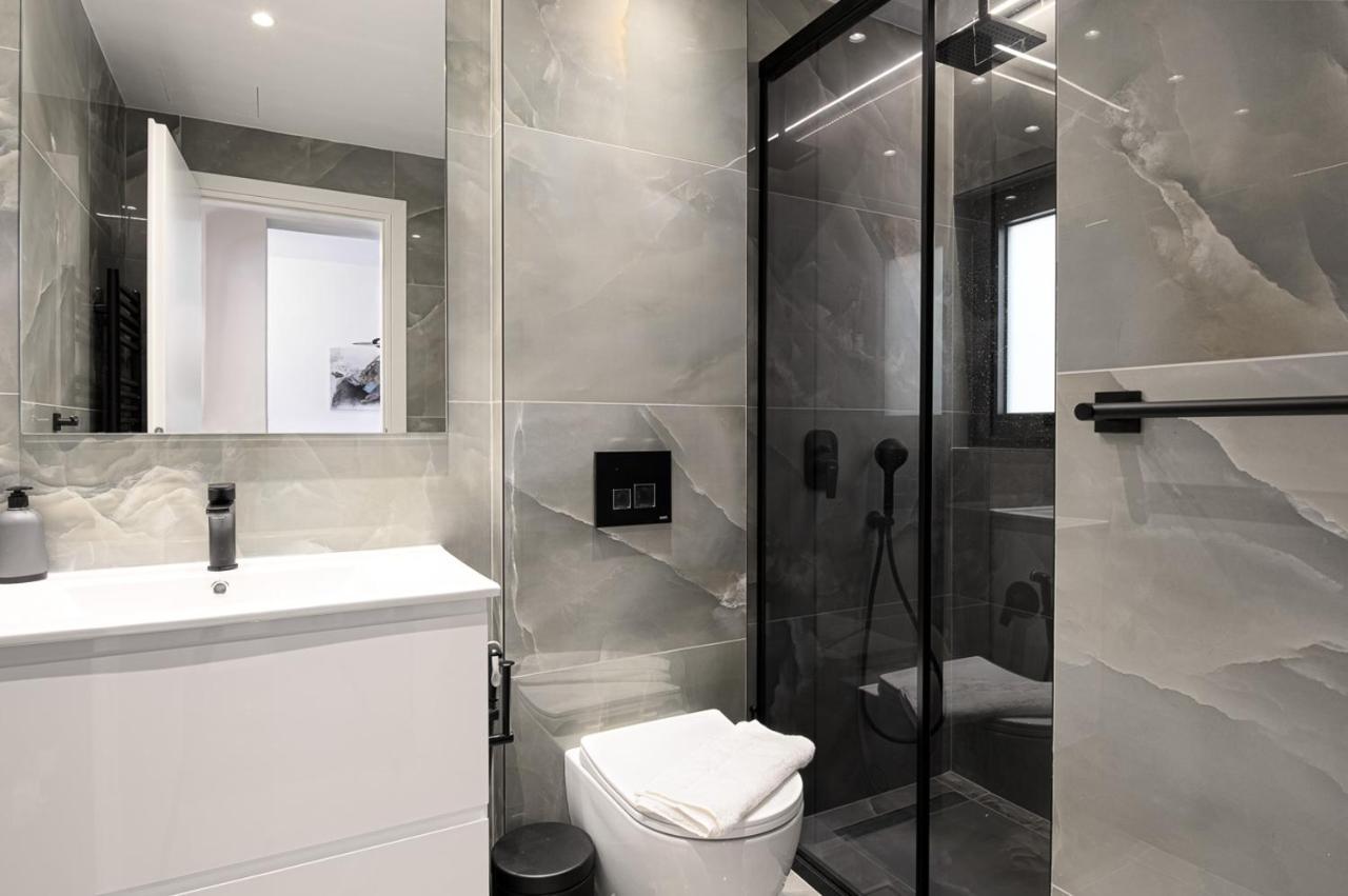 Lux Apt Next To Port & City Center Ираклион Экстерьер фото